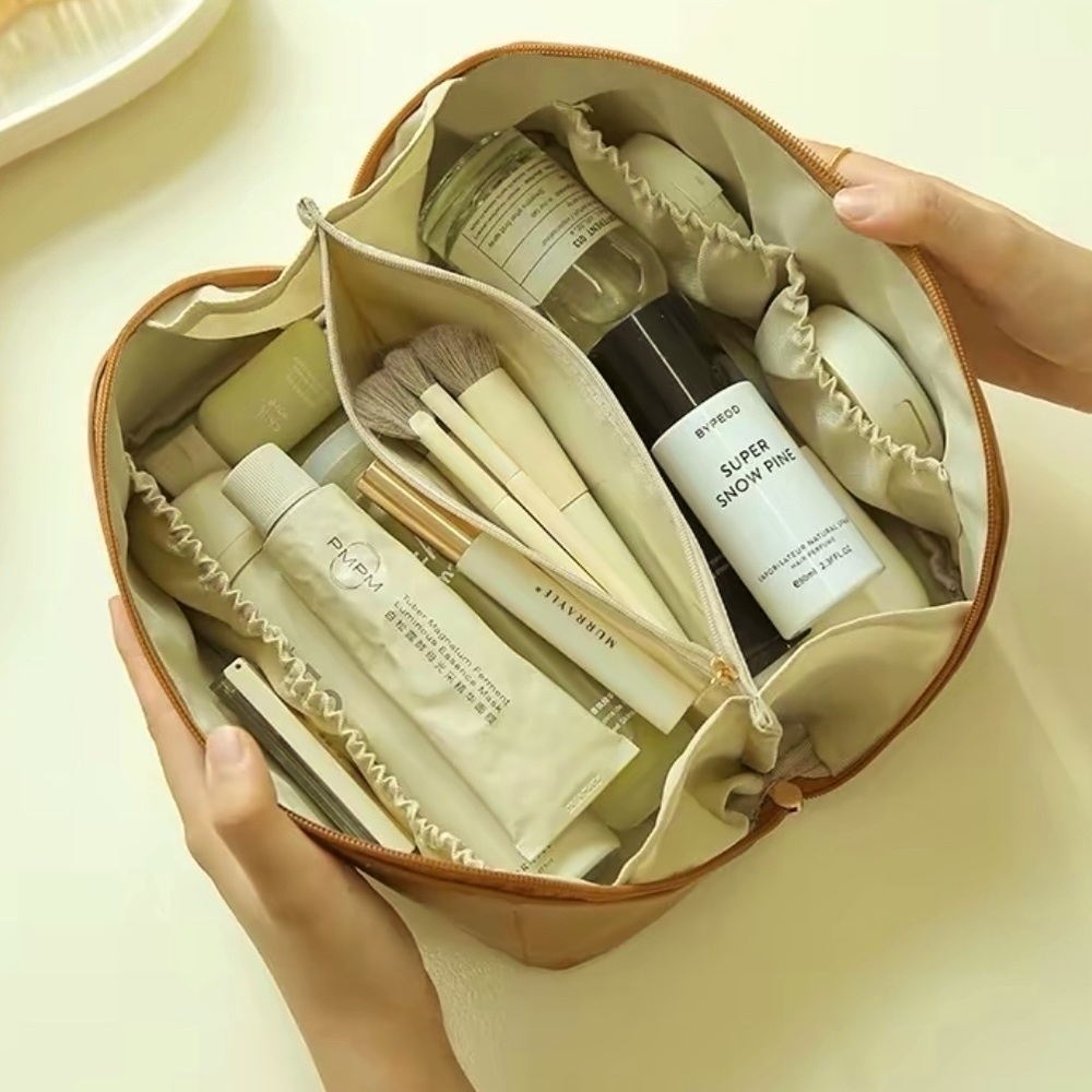 NEW Make Up Travel Toiletries Carry On Personal Bag 3 Separate Compartments - Picture 3 of 11